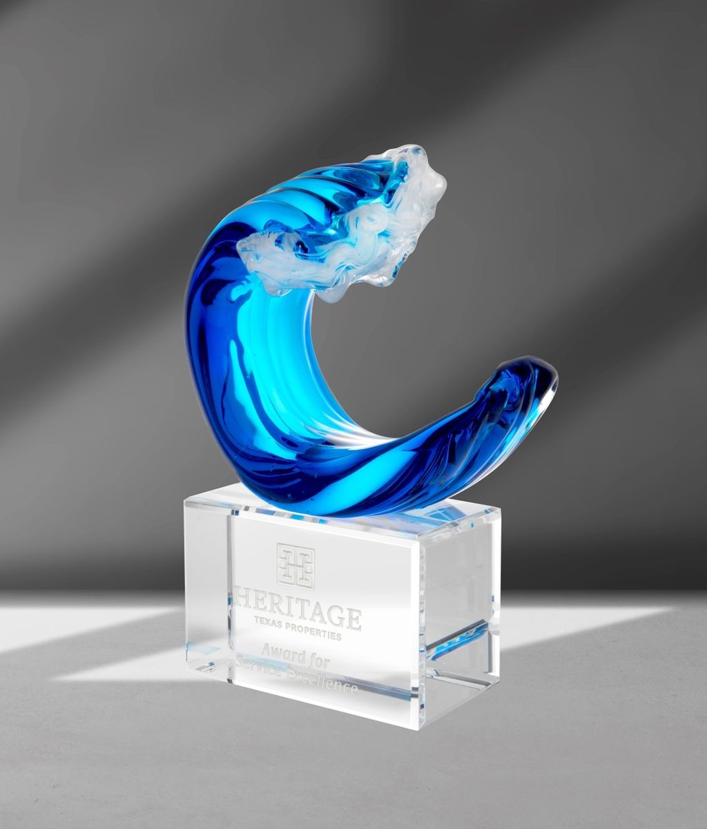 スウエーデンの最高級クリスタルガラスやメタルアートのオレフオース社のメタルの花瓶 Tidal Art Glass Crystal wave- Aswell Trophy Oxnard Ventura