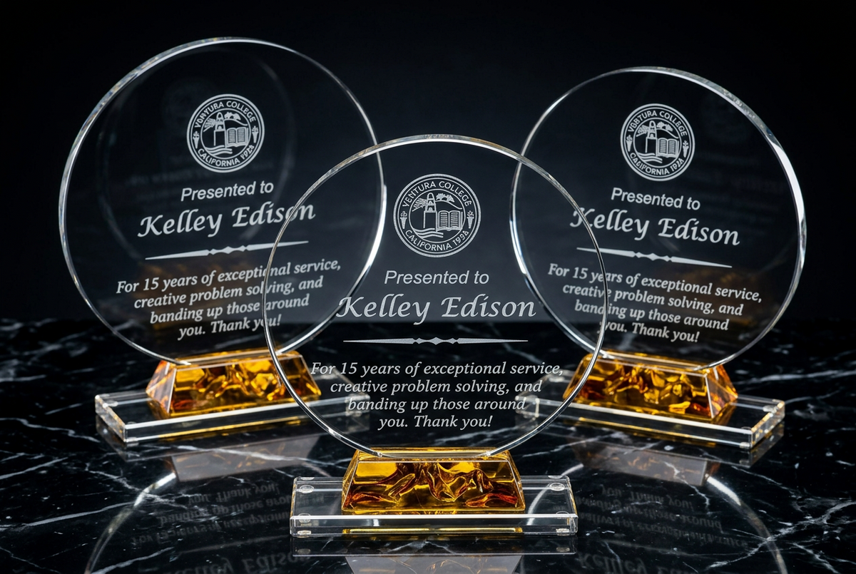 Peak Gold Circle Crystal Award