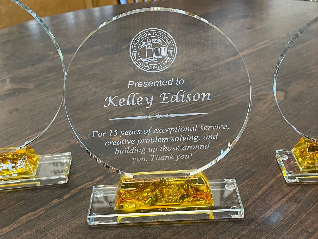 Peak Gold Circle Crystal Award
