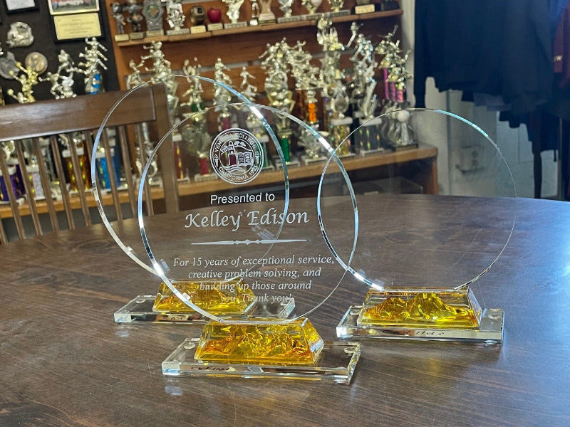 Peak Gold Circle Crystal Award