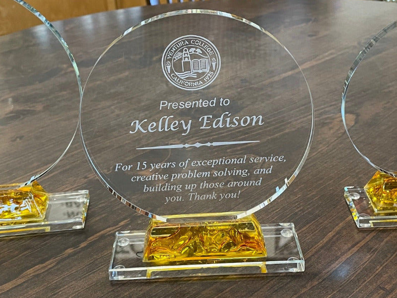 Peak Gold Circle Crystal Award